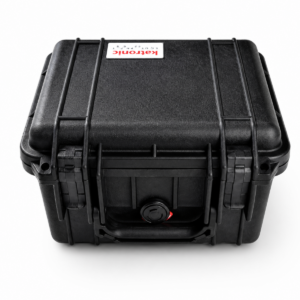 Sistema de medición ultrasónica KATflow 210 de Katronic en carcasa protectora IP67 para condiciones extremas.